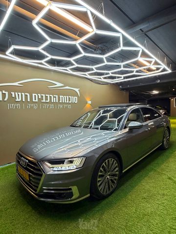 מודעת רכב אאודי A8