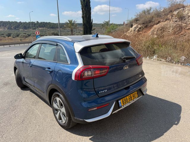 קיה נירו