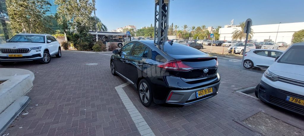 מודעת רכב יונדאי איוניק 2
