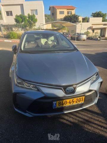 מודעת רכב טויוטה קורולה