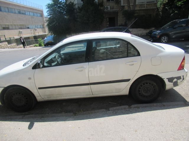 טויוטה קורולה