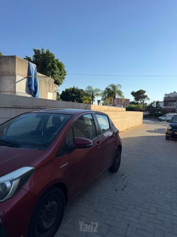 מודעת רכב טויוטה יאריס