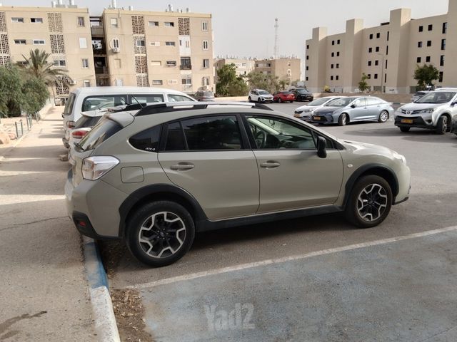 מודעת רכב סובארו XV