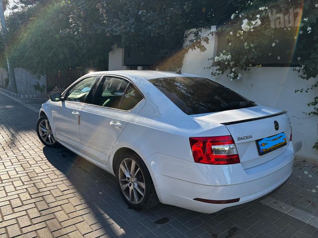 סקודה אוקטביה 
