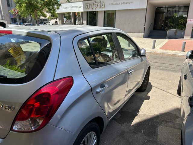 יונדאי i20