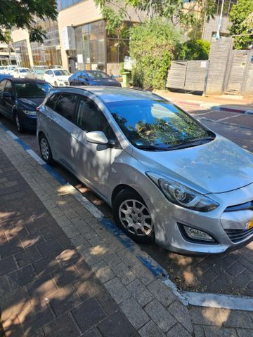 יונדאי i30