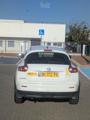 ניסאן ג'וק