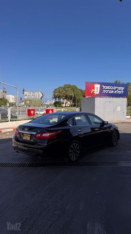 ניסאן אלטימה