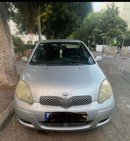 מודעת רכב טויוטה יאריס
