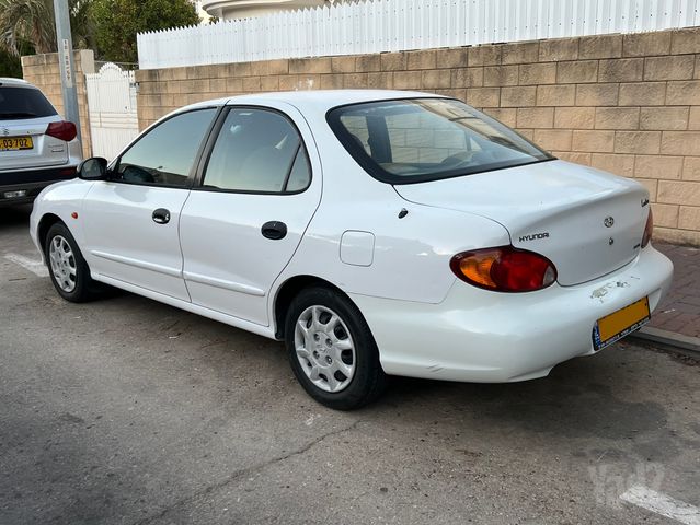 יונדאי לנטרה