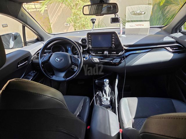 טויוטה C-HR