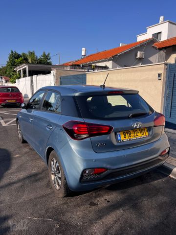 יונדאי i20