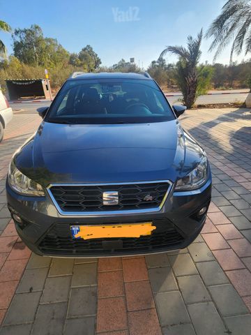 סיאט ארונה
