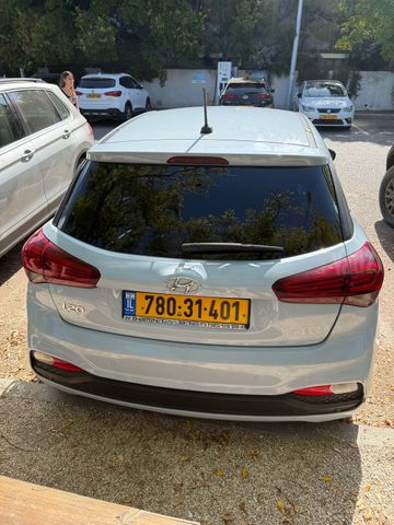 יונדאי i20