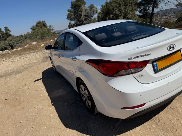 יונדאי I35