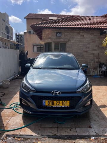 יונדאי i20