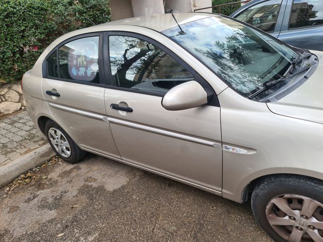 יונדאי אקסנט i25