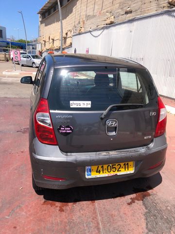 יונדאי i10