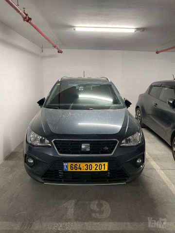 מודעת רכב סיאט ארונה