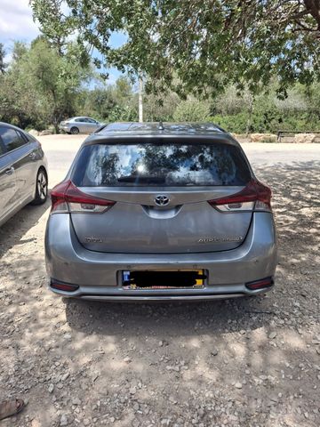 טויוטה אוריס
