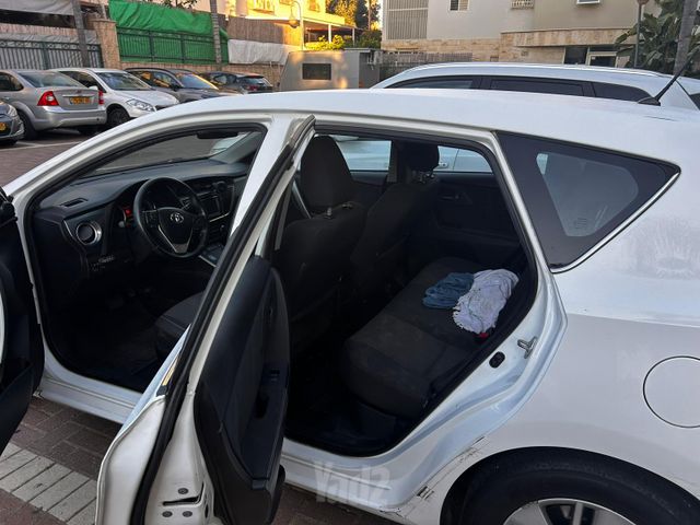 מודעת רכב טויוטה אוריס