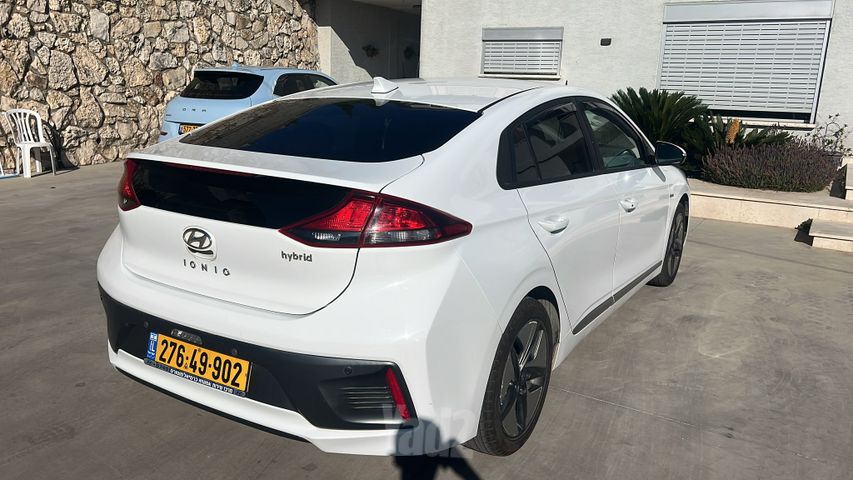 מודעת רכב יונדאי איוניק