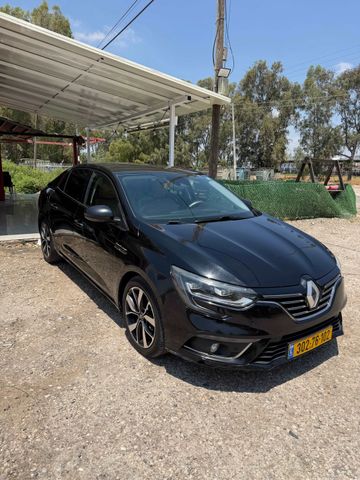 רנו מגאן