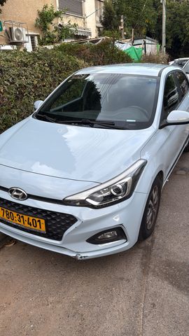 יונדאי i20