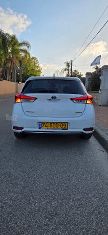 טויוטה אוריס