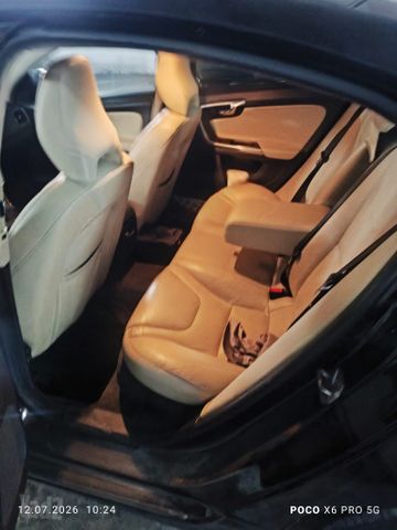 וולוו S60