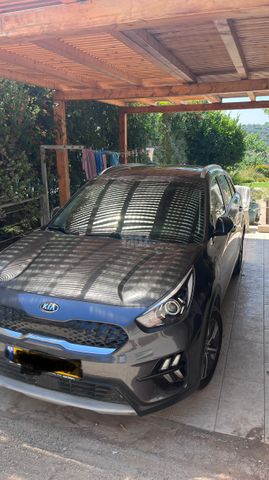 קיה נירו