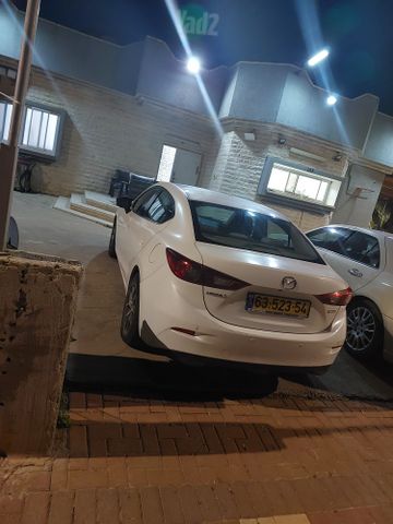 מאזדה 3