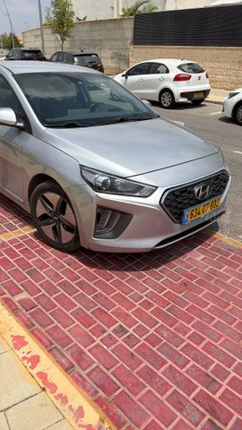 יונדאי איוניק