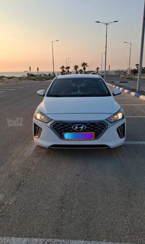 מודעת רכב יונדאי איוניק