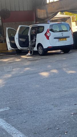 מודעת רכב דאצ'יה לודג'י