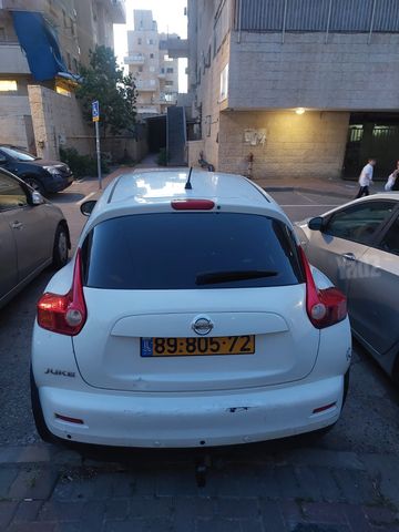 ניסאן ג'וק