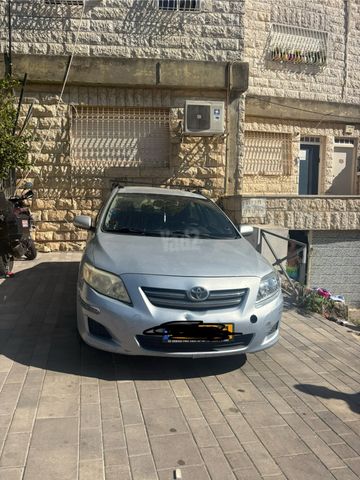 טויוטה קורולה