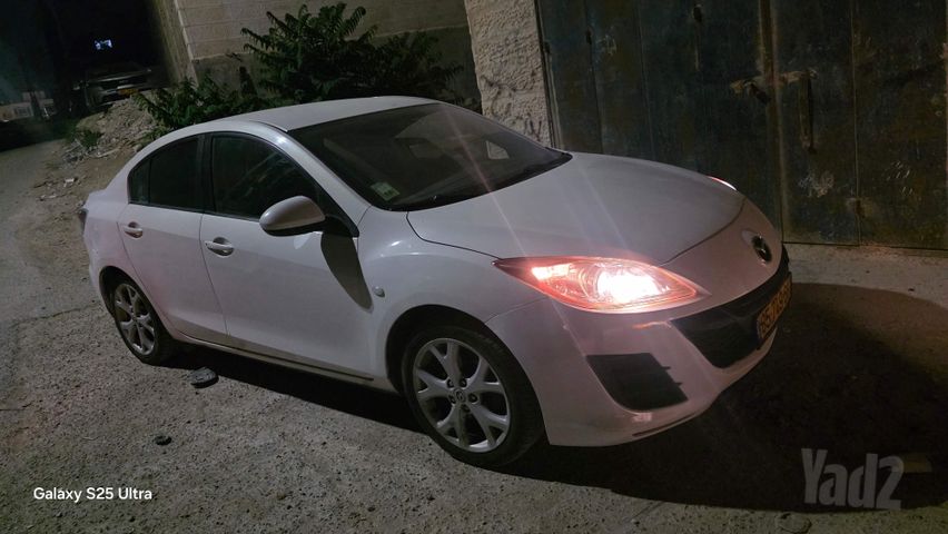 מודעת רכב מאזדה 3