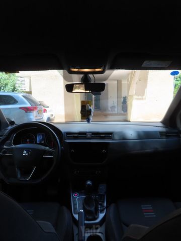 סיאט ארונה