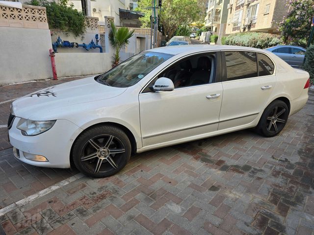 מודעת רכב סקודה סופרב