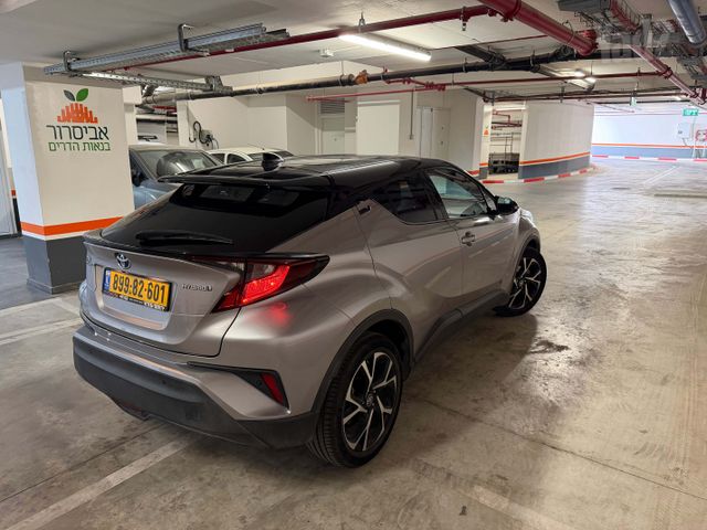 טויוטה C-HR