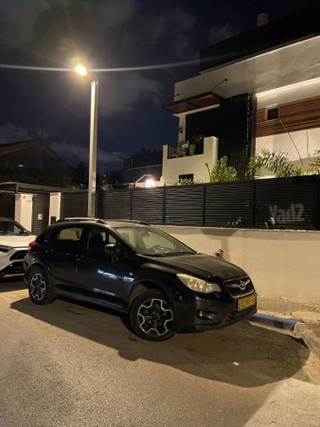 מודעת רכב סובארו XV