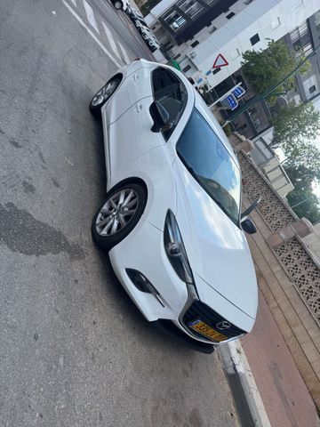 מאזדה 3