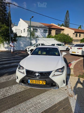 מודעת רכב לקסוס RC