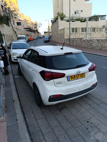 יונדאי i20
