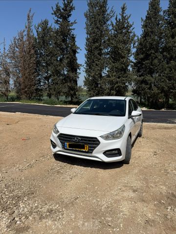יונדאי אקסנט i25