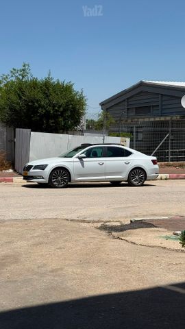 מודעת רכב סקודה סופרב