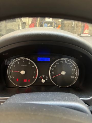 מודעת רכב יונדאי אקסנט i25