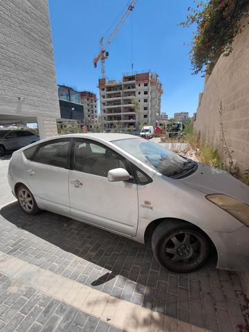 מודעת רכב טויוטה פריוס