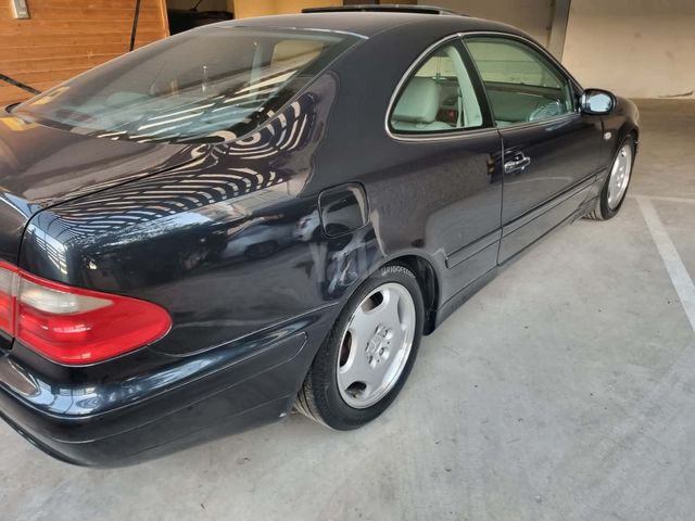 מרצדס-בנץ CLK